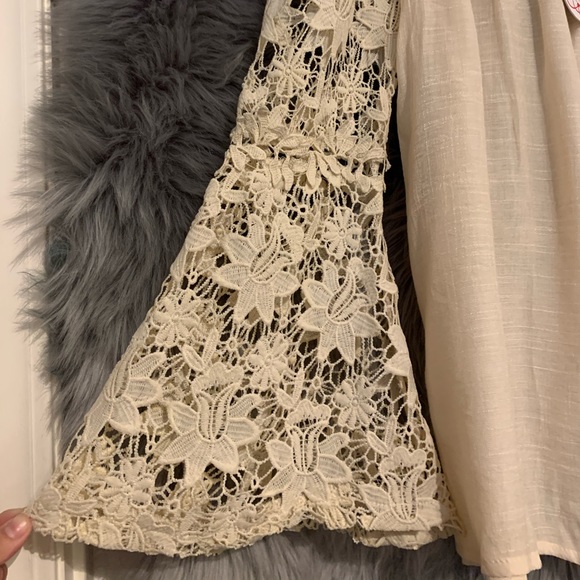 Ivory blouse - Picture 2 of 5